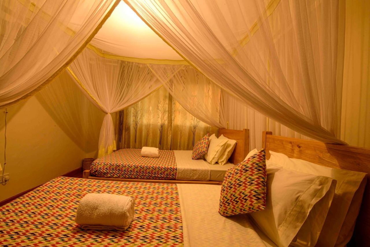 Cycad Entebbe Guest House Exterior photo